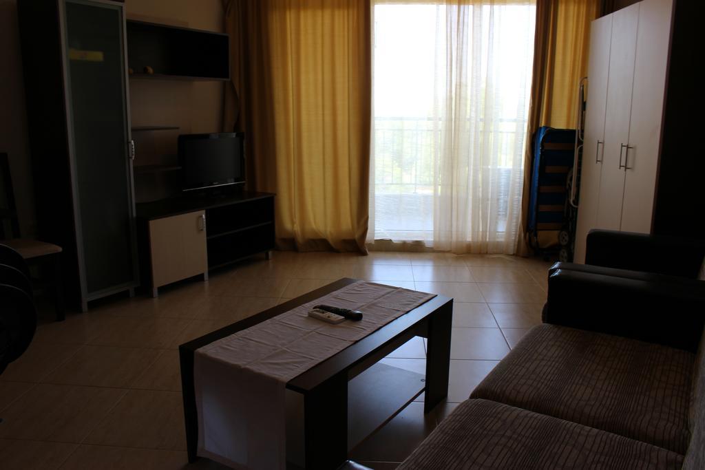 Psb Apartments In Midia Resort Aheloj Kültér fotó